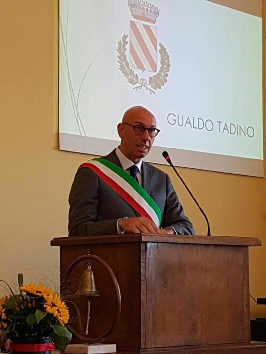 Gualdo Tadino, la proposta del sindaco sui richiedenti asilo ... - Umbriadomani