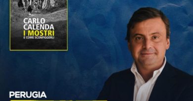 Carlo Calenda a Perugia per presentare il suo ultimo libro 'I Mostri'