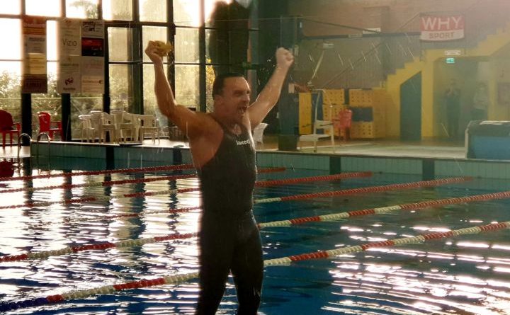 Nuoto, Marco Fratini è record mondiale: 100 km in 34h 56’22”