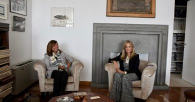 Perugia, presidente Donatella Tesei in visita alla “Luisa Spagnoli”