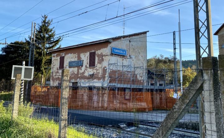 Magione, stazione di Torricella, Rfi interviene sul casello ferroviario