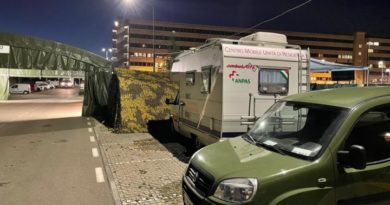 Terni, tendostruttura dell’esercito di 200 mq allestita nella postazione tamponi ‘pit stop’ in viale Bramante