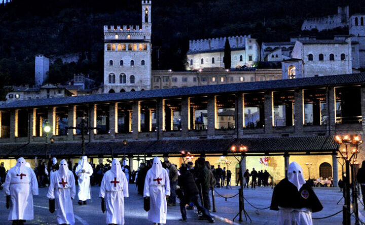 Via Crucis del Venerdì Santo in Umbria: da Assisi a Cascia, da Gubbio alle Cascate delle Marmore. Cosa fare e cosa vedere