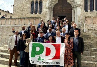 Perugia, il Pd presenta la sua lista: 18 uomini e 14 donne. Ecco i 32 candidati